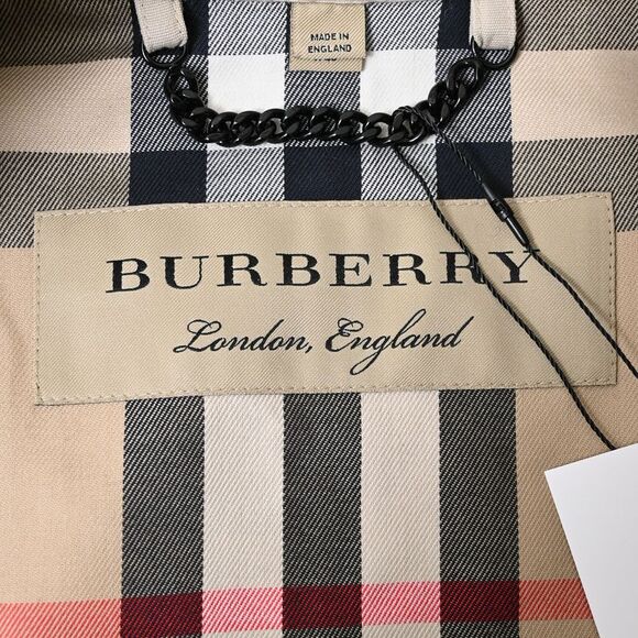 Burberry Sandlin Trench Coat in Beige Polyester - Picture 4 of 5